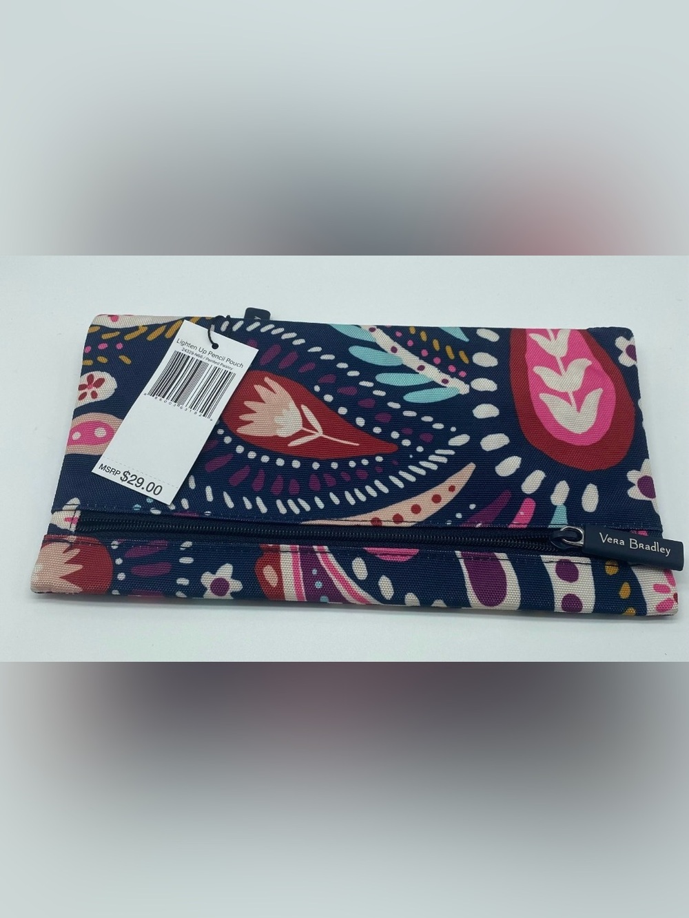 💖🆕💖
Vera Bradley Pencil Pouch In A Painted Paisley Pattern NWT - Picture 2 of 9